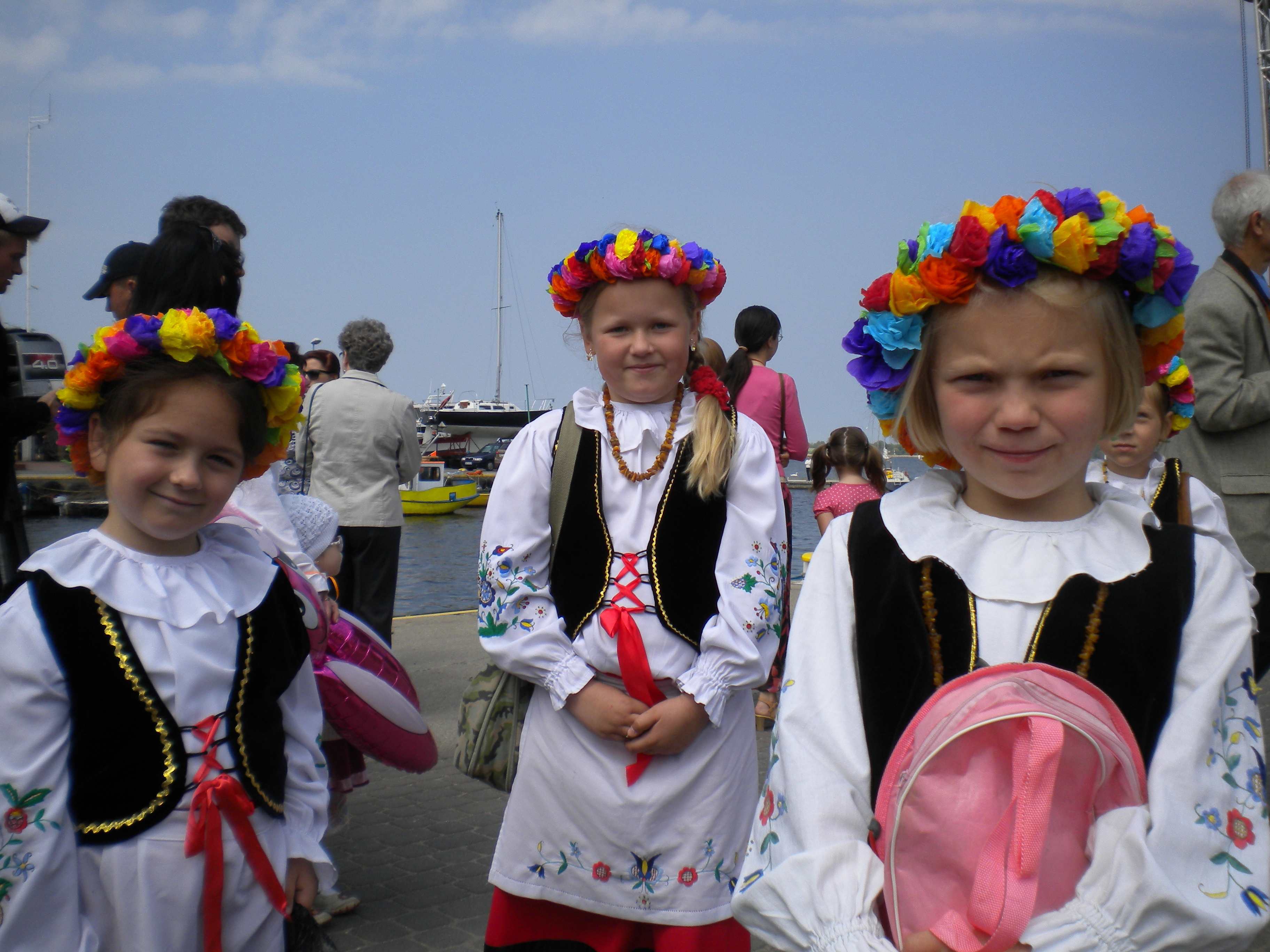 W cieniu puckiej fary. Książki i płyty