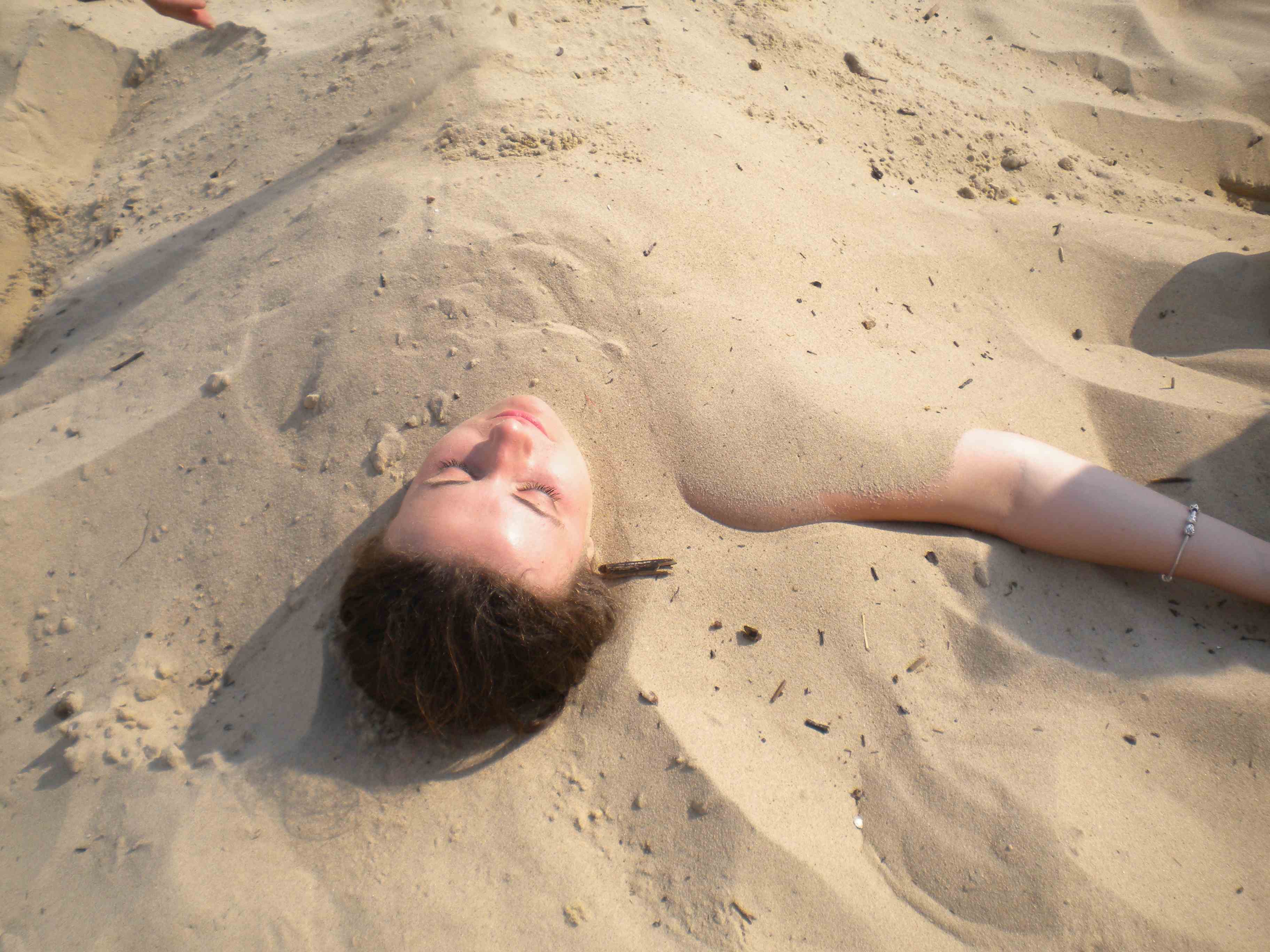 Bój na plaży. 16 w Orłowie