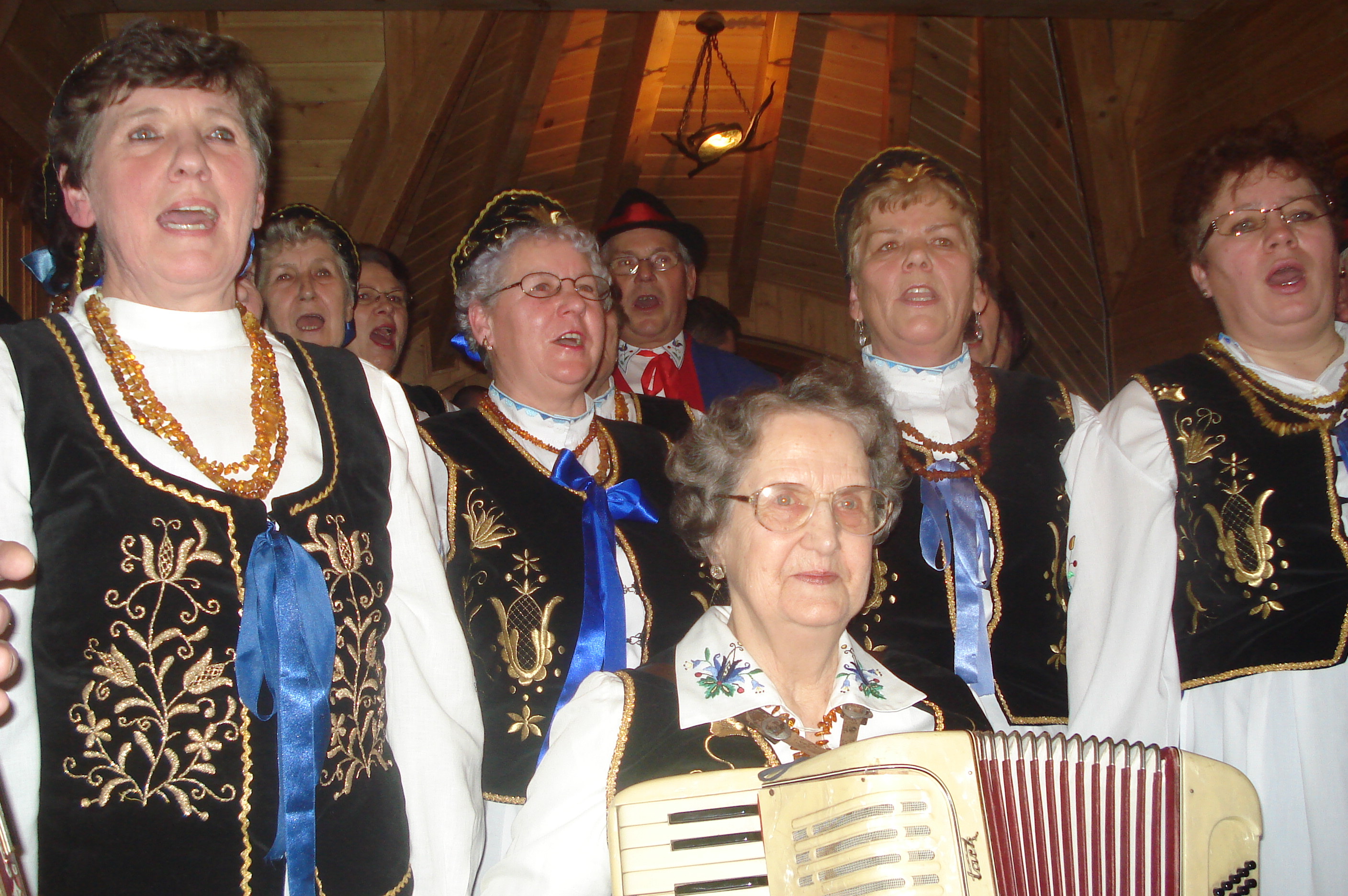 Msza kaszubska w Chwaszczynie. Redzanie