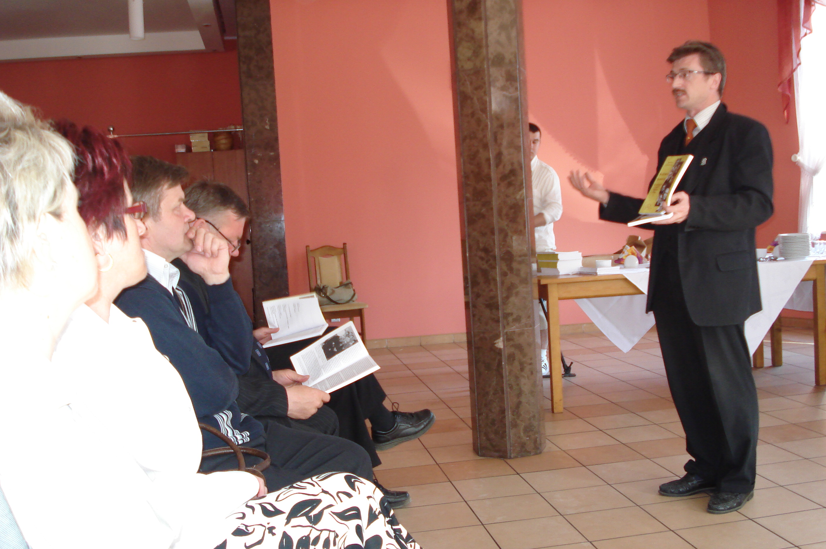 Nowa książka „ROST-u”. O księdzu w Gościcinie